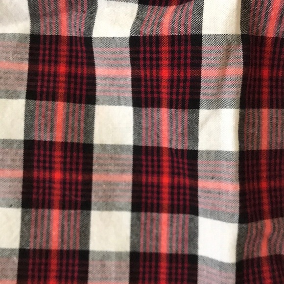 Bundle of Old Navy Long-Sleeved Button Down Shirts - Picture 2 of 3